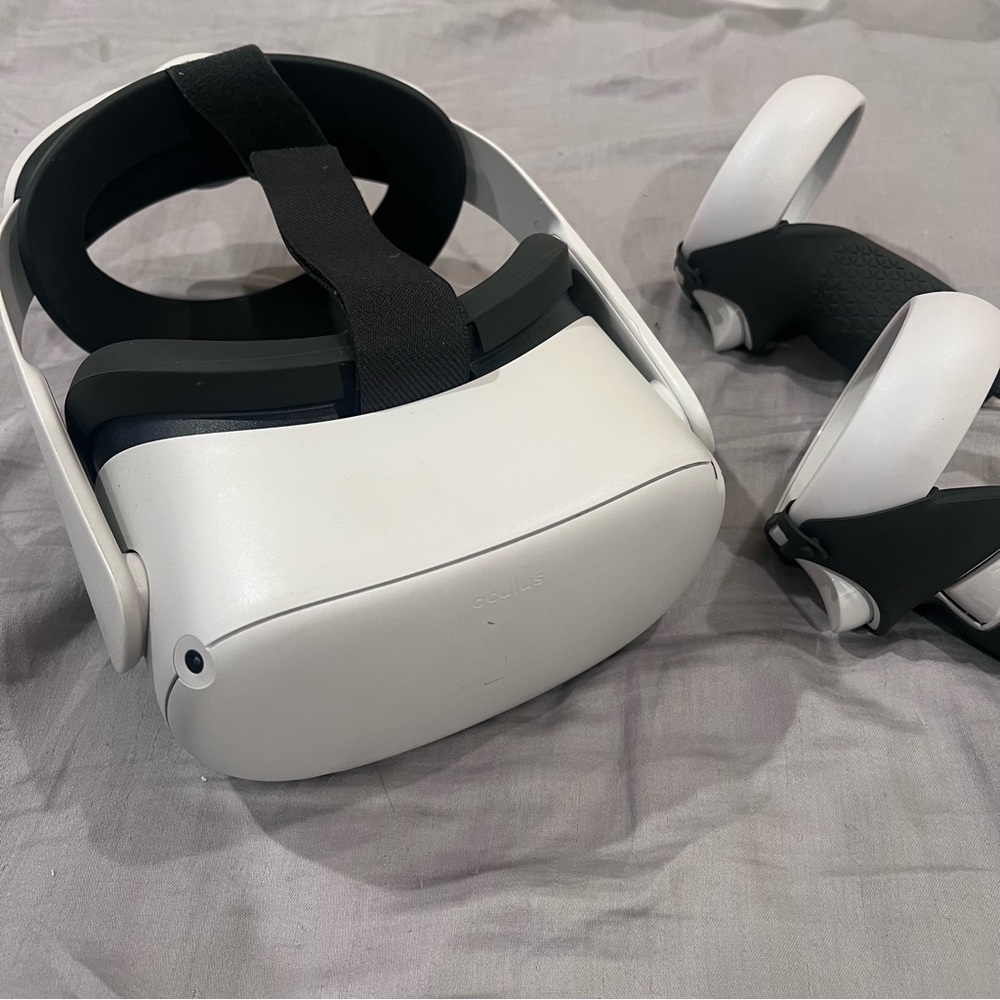 USED Oculus metaquest2 256g